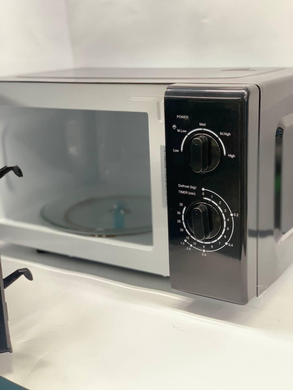 Микроволновая печь Rainberg RB-7151 20 л 1200W Черная