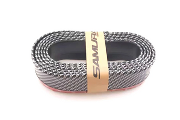 Молдинг на передній бампер універсальний Губа SAMURAI CARBON