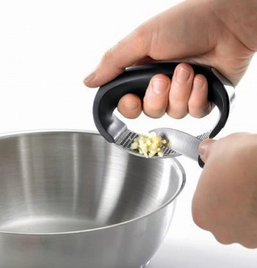 Пресс для чеснока Garlic press 10.7х5.1х6.9см из нержавеющей стали с пластиковой ручкой