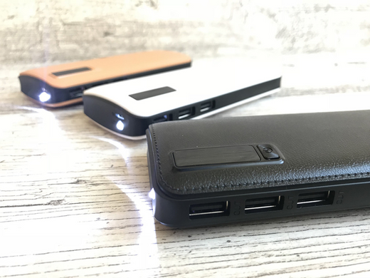 Power Bank 50000 mah c экраном 3 USB + фонарик Тонкий УМБ павер банк Черный